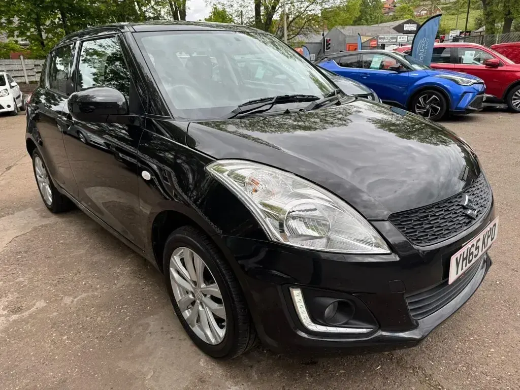 Used Suzuki Swift SZ3 94 HP (69 kW) 2015 Black Hatchback