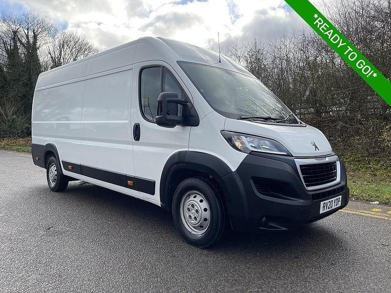 Used Peugeot Boxer 140 HP (102 kW) 2020 White Van