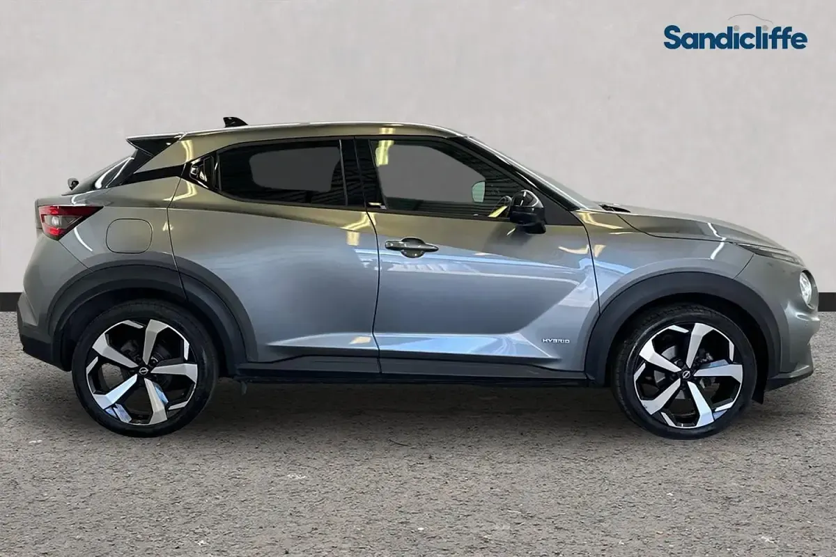 Used Nissan Juke Tekna 143 HP (105 kW) 2022 Grey SUV