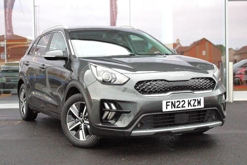 Grey Used 2022 Kia Niro SUV | £15,063 (Good price) - Image 1/3