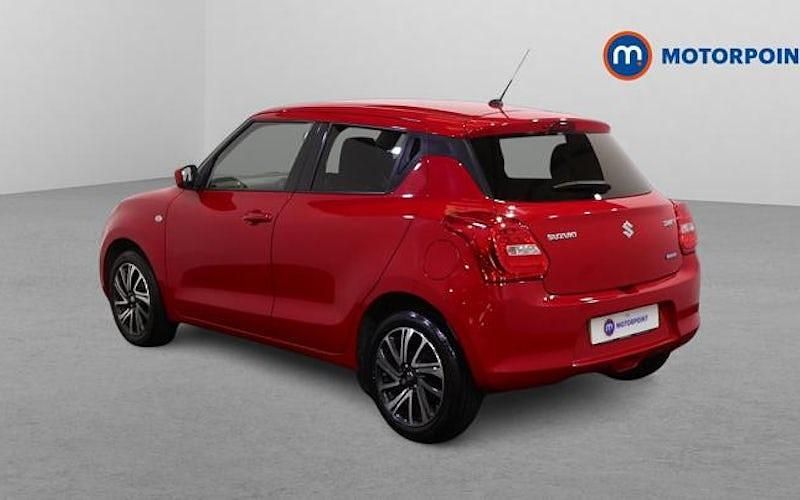 Used Suzuki Swift SZ-L 83 HP (61 kW) 2022 Red Hatchback