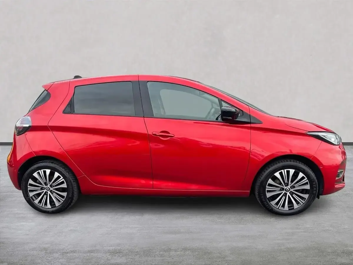 Usado Renault Zoe Techno 98 kW (134 HP) 2023 Vermelho Citadino
