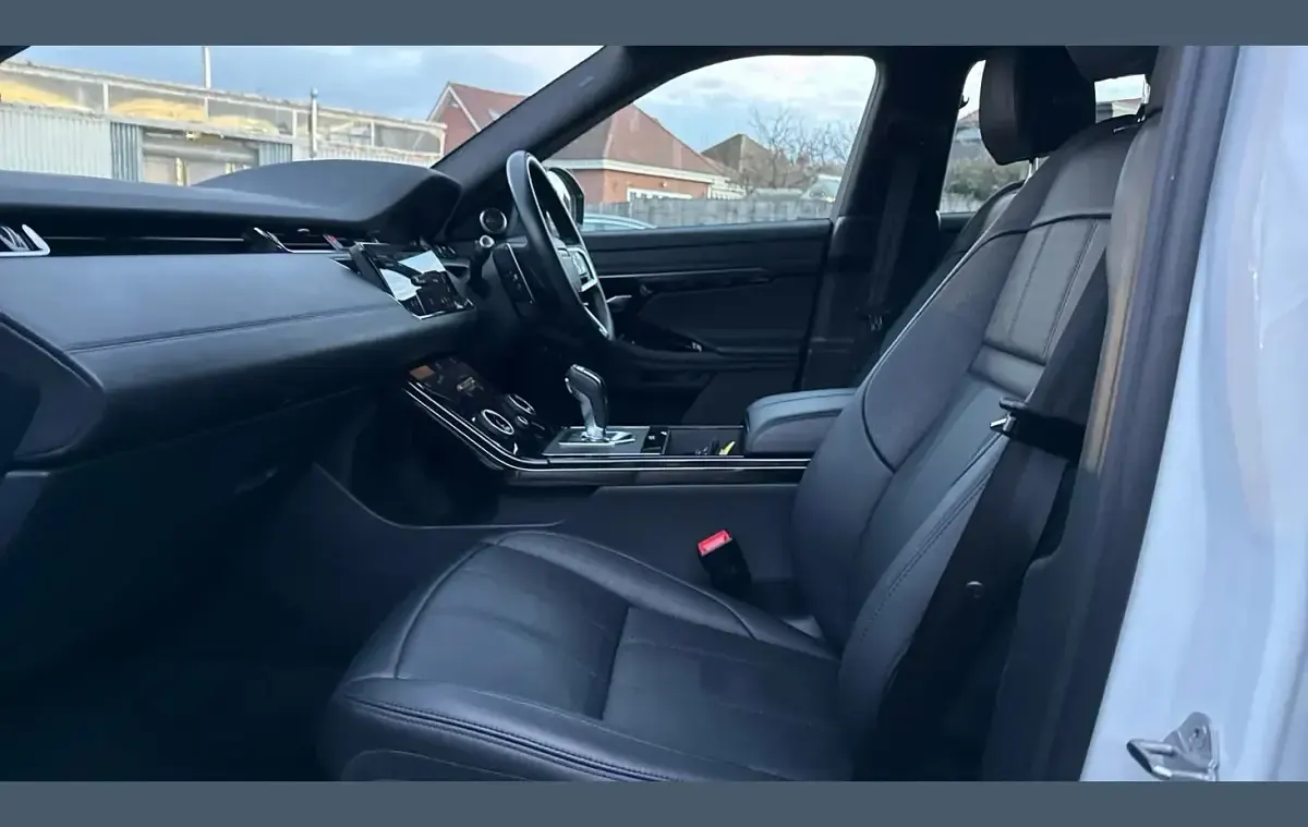 Used Land Rover Range Rover evoque HSE Dynamic 309 HP (227 kW) 2022 White Estate