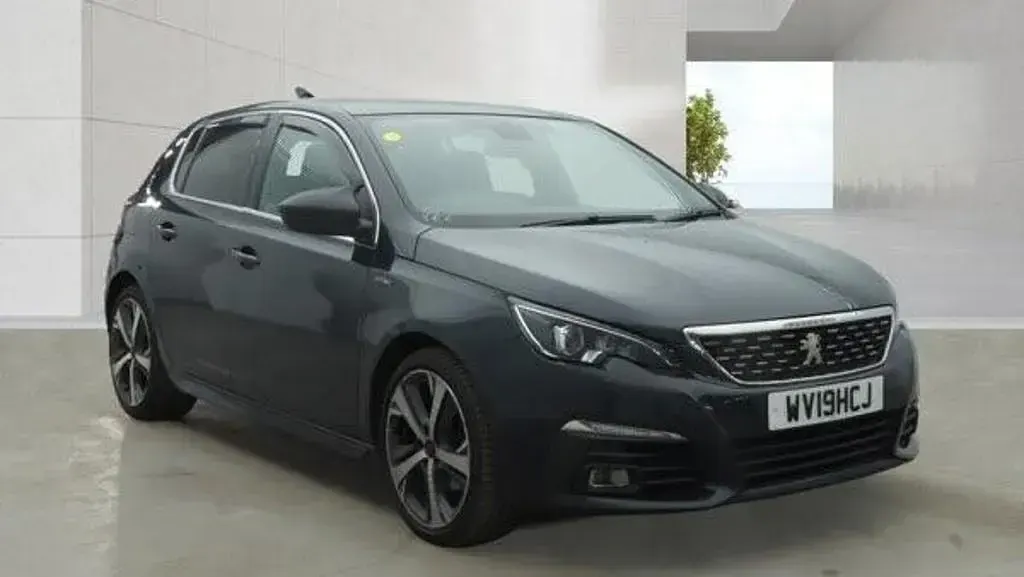 Used Peugeot 308 GT-line 2019 Grey Hatchback