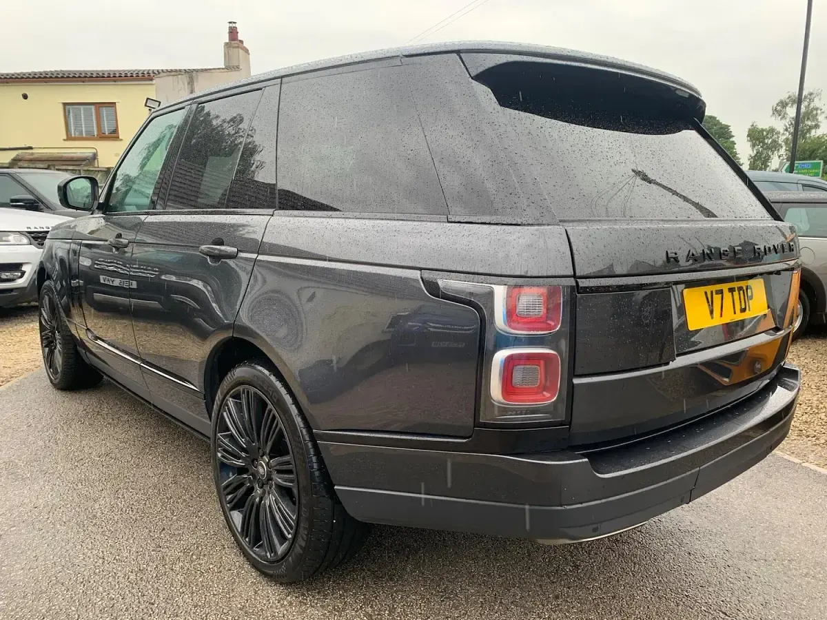Used Land Rover Range Rover Vogue 275 HP (202 kW) 2020 Grey SUV