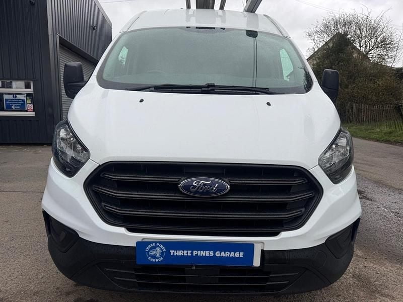 Used Ford Transit Custom 130 HP (95 kW) 2021 White Van
