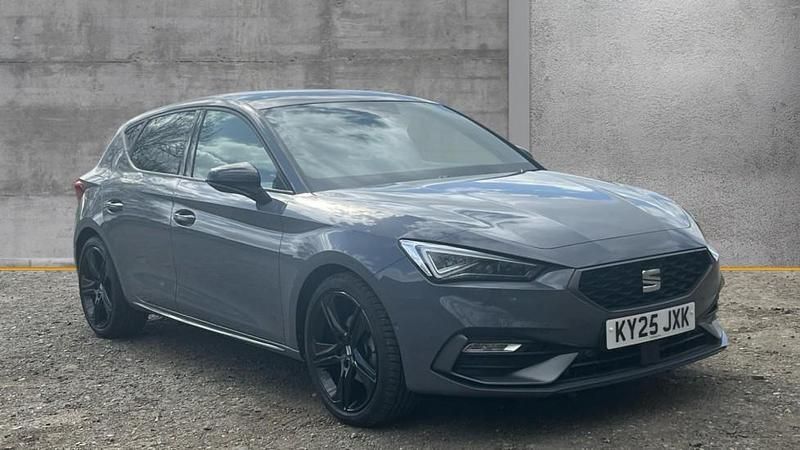 Used Seat Leon Black Edition 150 HP (110 kW) 2025 Graphene grey