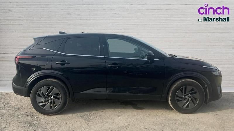 Used Nissan Qashqai Acenta Premium 158 HP (116 kW) 2022 Black SUV