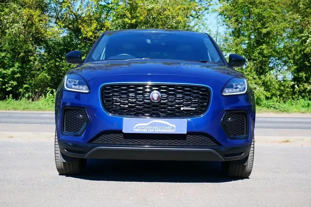 Używany Jaguar E-Pace R-Dynamic 204 KM (150 kW) 2022 Niebieski SUV