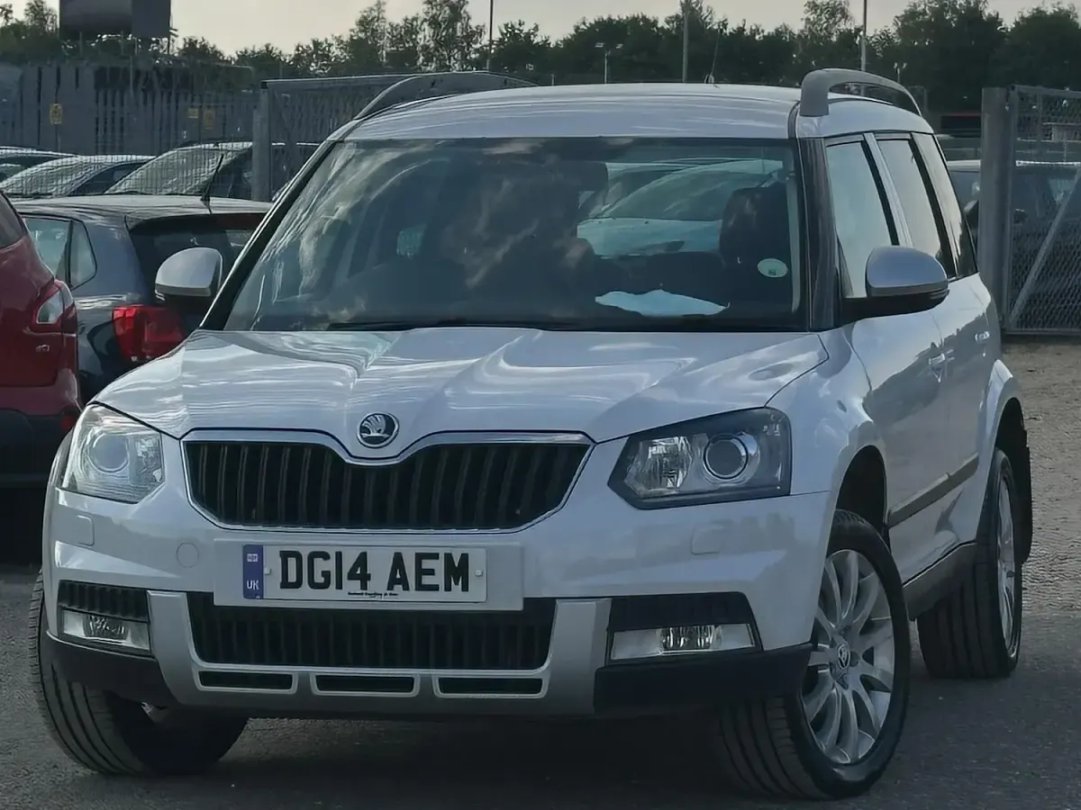 Used Skoda Yeti Elegance 140 HP (102 kW) 2014 White SUV