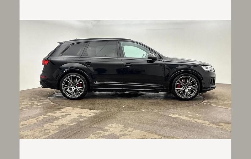 Used Audi SQ7 Comfort 500 HP (367 kW) 2022 Black SUV