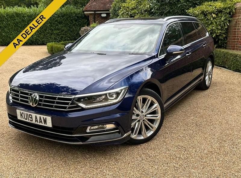 Blue Used 2019 VW Passat R-line Estate | £21,695 (Expensive) - Image 1/4