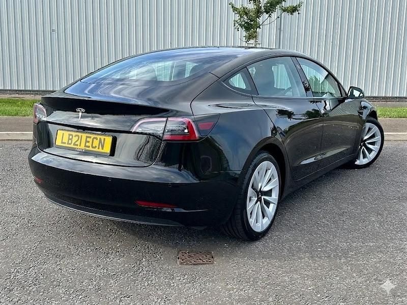 Usado Tesla Model 3 Standard Range 208 kW (283 HP) 2021 Preto Sedan