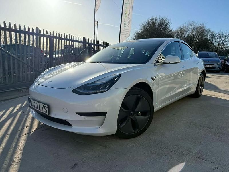 Used Tesla Model 3 Standard Range 239 kW (325 HP) 2020 White Sedan