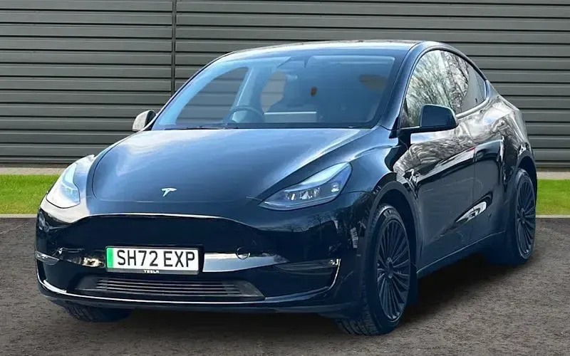 Usado Tesla Model Y Long Range AWD 286 kW (389 HP) 2025 SUV