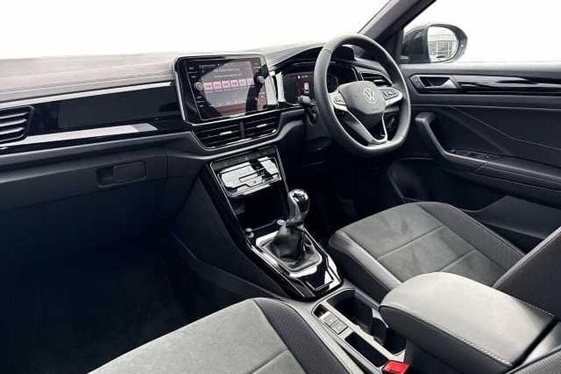 Novo VW T-Roc Design 115 HP (84 kW) 2026 Azul SUV