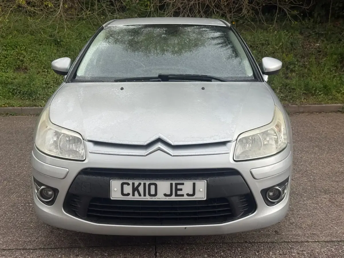 Usado Citroën C4 VTR Sport 110 HP (80 kW) 2010 Prateado Citadino