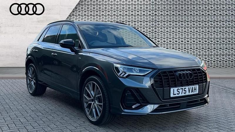 Used Audi Q3 Black Edition 150 HP (110 kW) 2025 Grey SUV