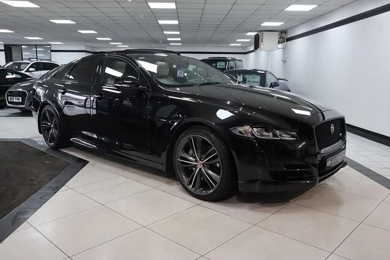Used Jaguar XJ R-Sport 300 HP (220 kW) 2019 Black Sedan
