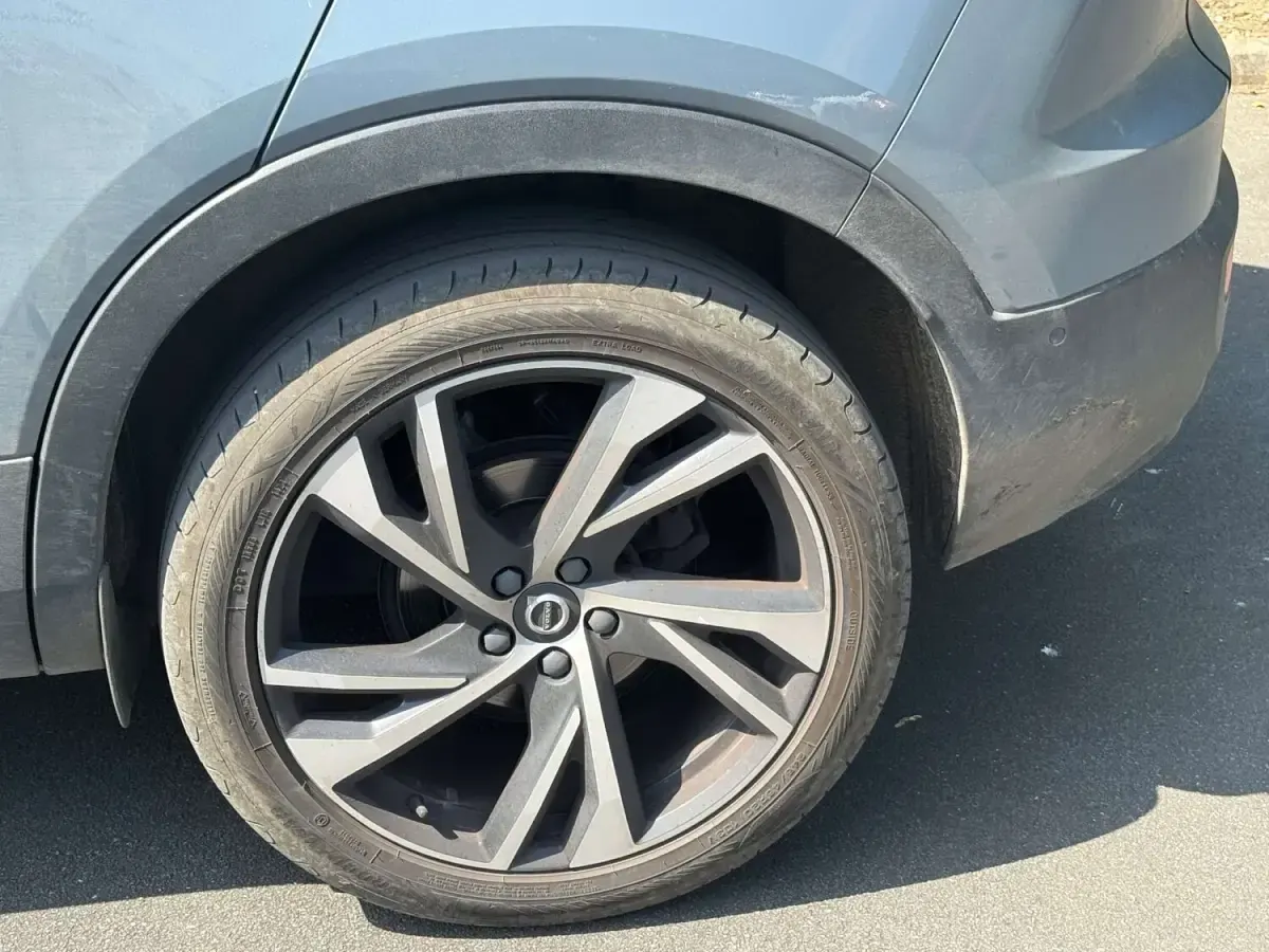 Used Volvo XC40 R-Design Pro 2020 Grey SUV