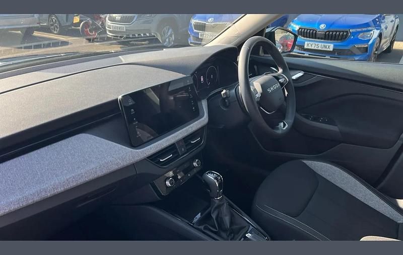 Used Skoda Kamiq SE 116 HP (85 kW) 2025 Black magic pearl effect SUV