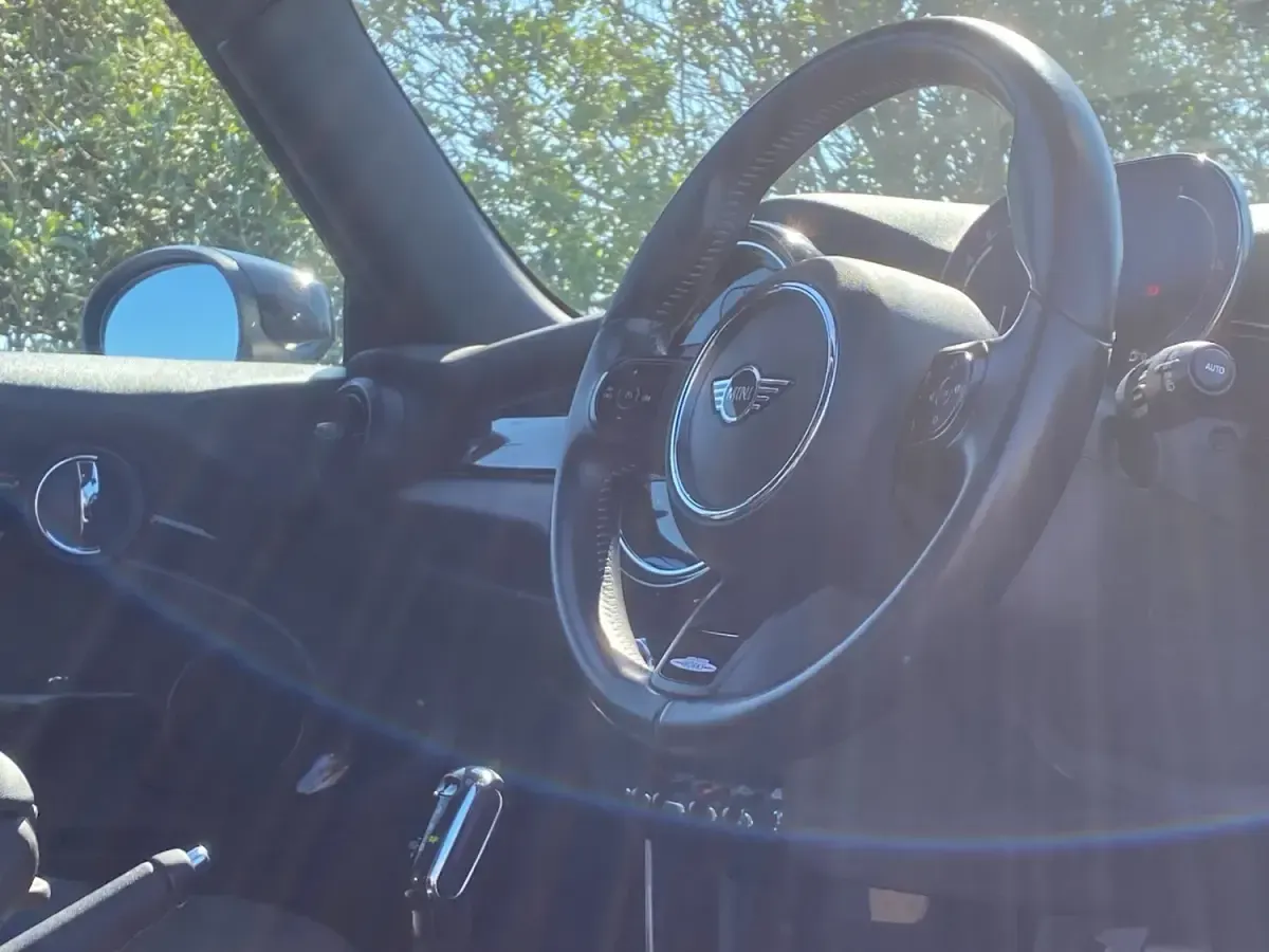 Begagnad Mini Cooper Hatch 2023 Blå Halvkombi