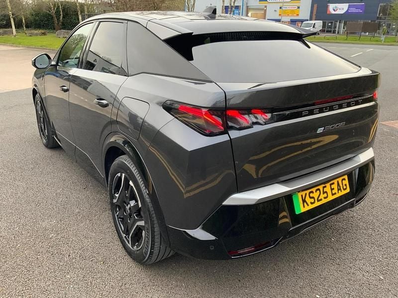 Used Peugeot e-3008 GT 152 kW (207 HP) 2025 Grey SUV