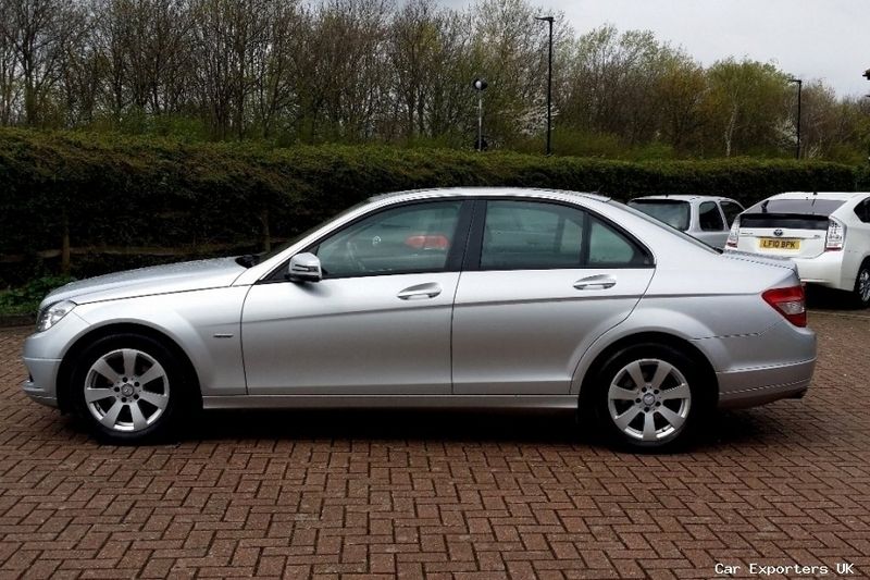 Used Mercedes C180 156 HP (114 kW) 2009 Sedan