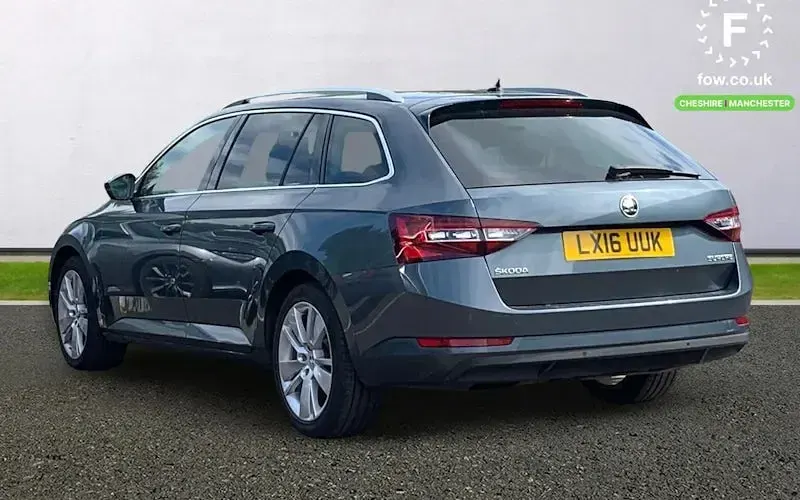 Used Skoda Superb SE L Executive 150 HP (110 kW) 2019 Estate