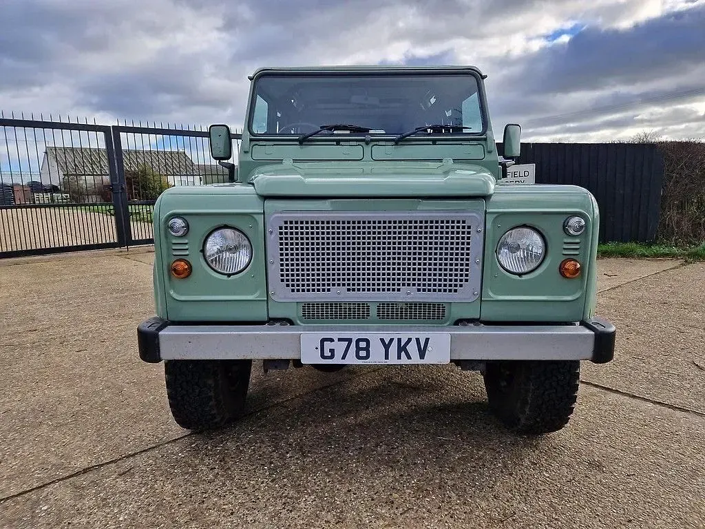Used Land Rover Defender 1989 Green SUV