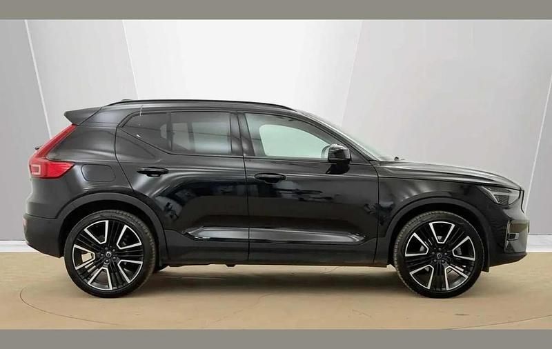 Used Volvo XC40 Ultra 194 HP (142 kW) 2025 Black SUV