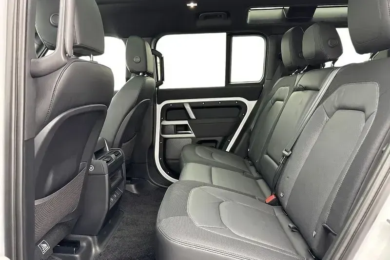 Usado Land Rover Defender SE Dynamic 2022 Branco SUV