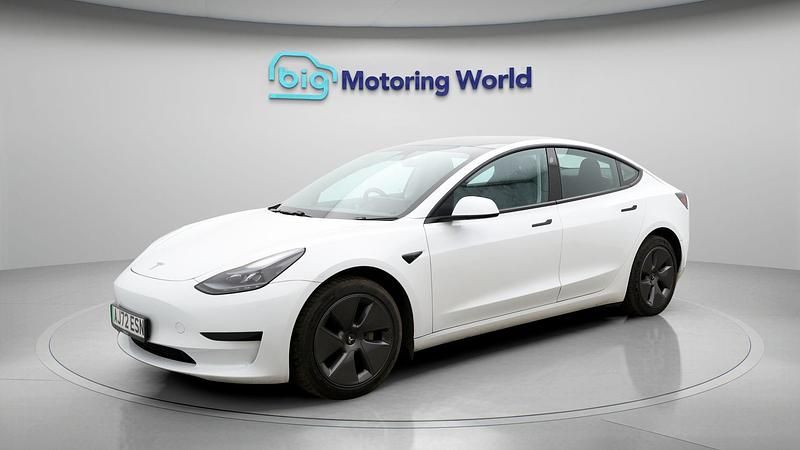 Used Tesla Model 3 RWD 222 kW (302 HP) 2022 White Sedan