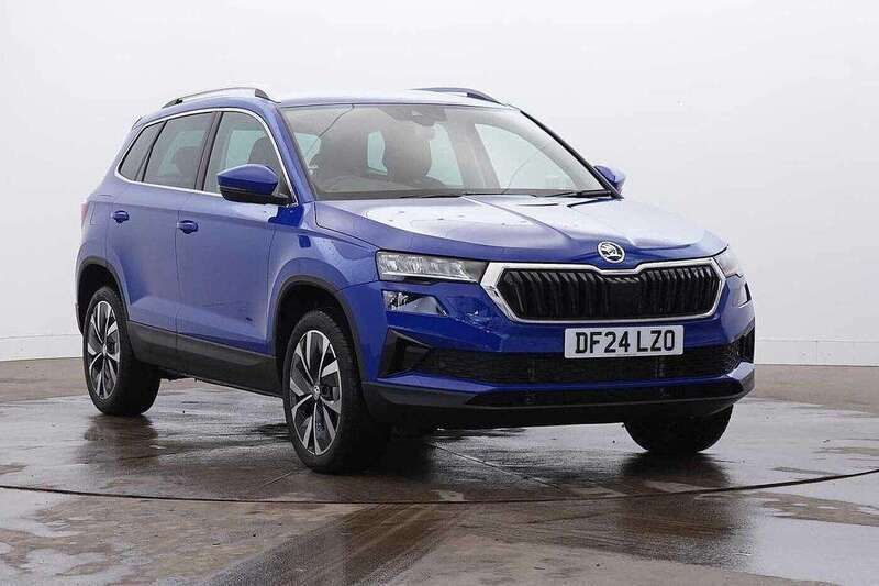Blue New 2024 Skoda Karoq SE L SUV | £27,743 (Fair price) - Image 1/4