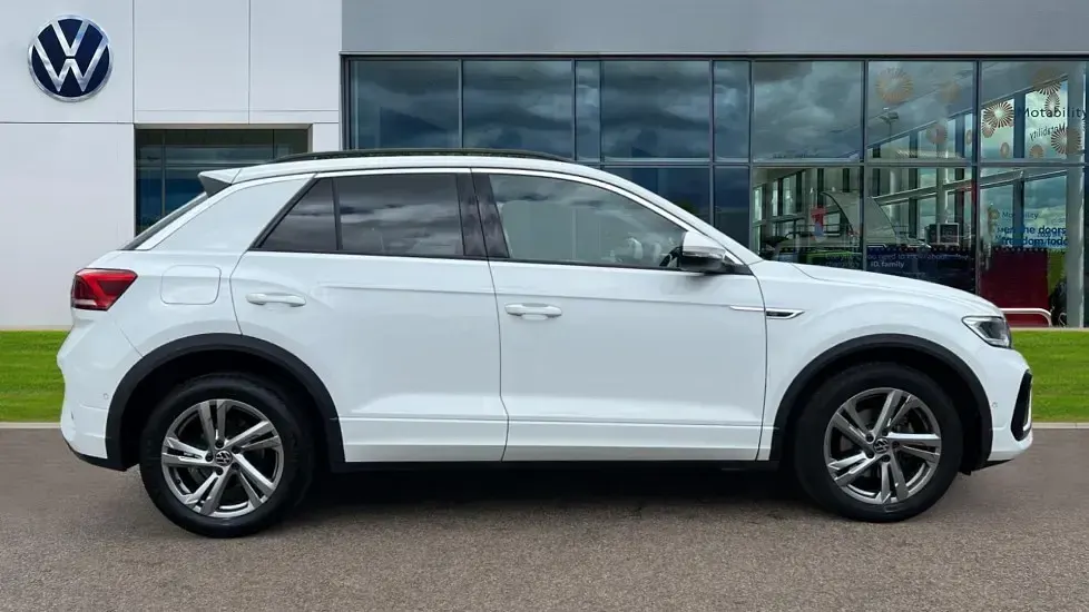 Used VW T-Roc R-line 150 HP (110 kW) 2023 White SUV