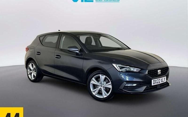 Used Seat Leon FR 204 HP (150 kW) 2022 Grey Hatchback