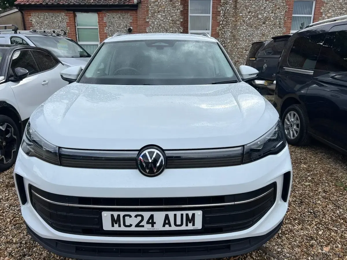 Used VW Tiguan Match 147 HP (108 kW) 2024 White SUV