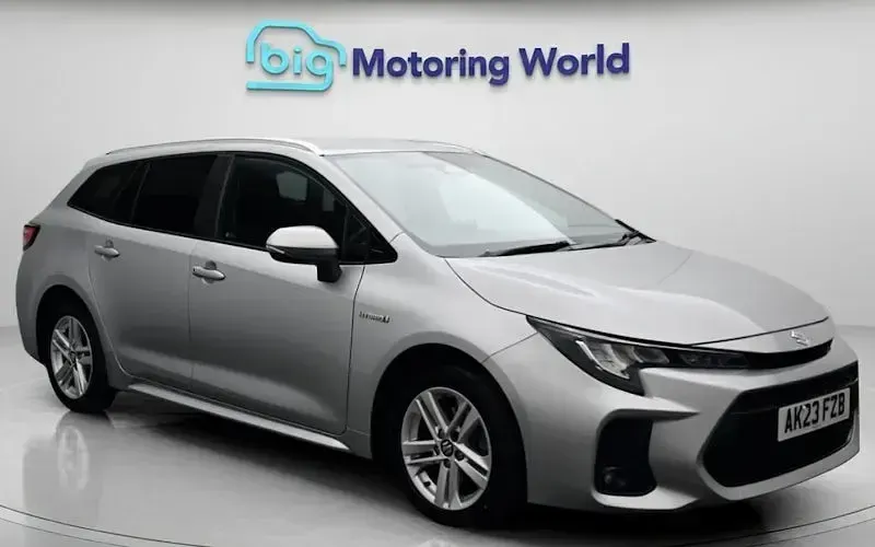 Used Suzuki Swace 140 HP (102 kW) 2024 Estate