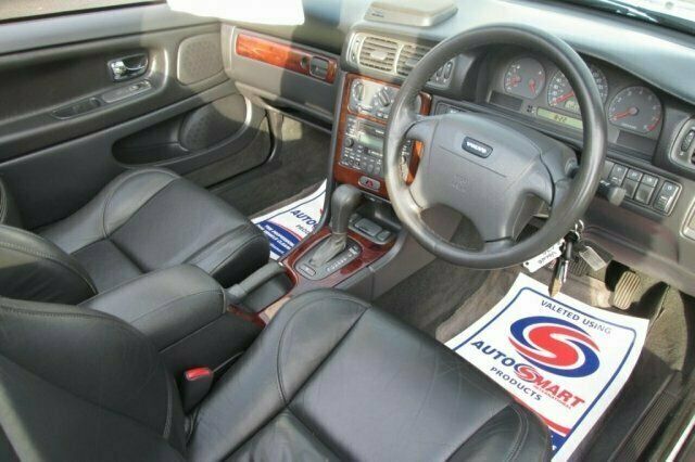Used 2004 Volvo C70 Cabriolet | £3,495 - Image 1/4