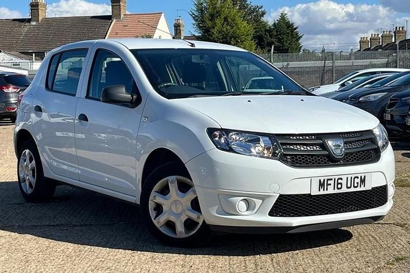 Used 2016 Dacia Sandero Ambiance Hatchback | £2,088 (Super price) - Image 1/1