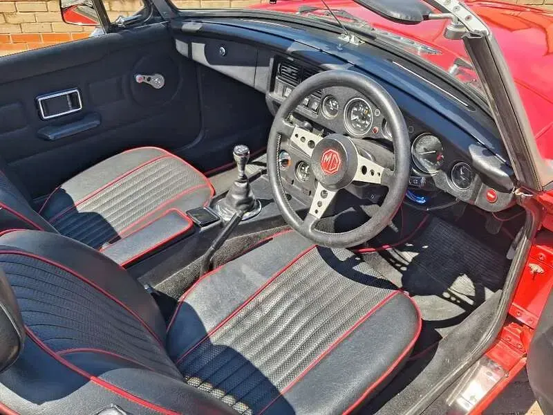 Used MG B 1980 Red