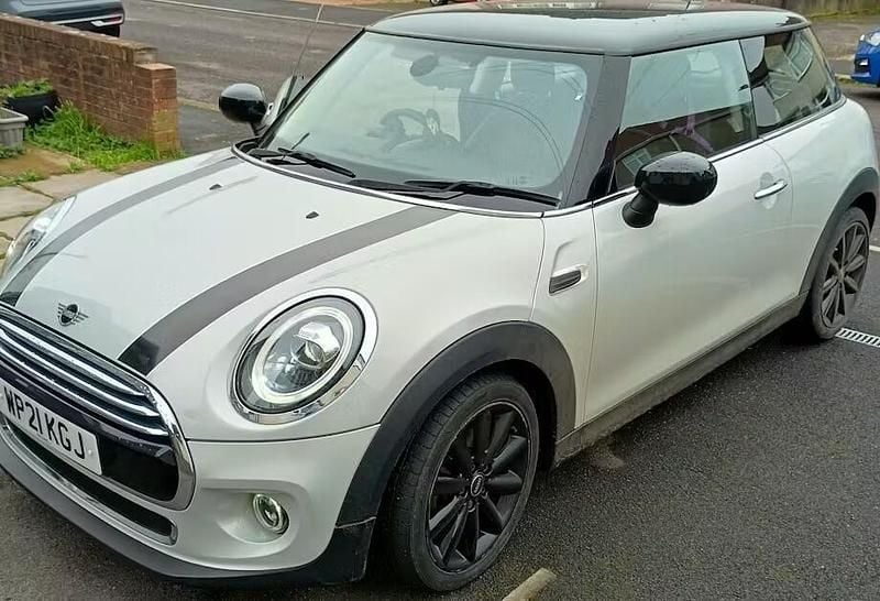 Used Mini Cooper Classic 2021 Silver Hatchback