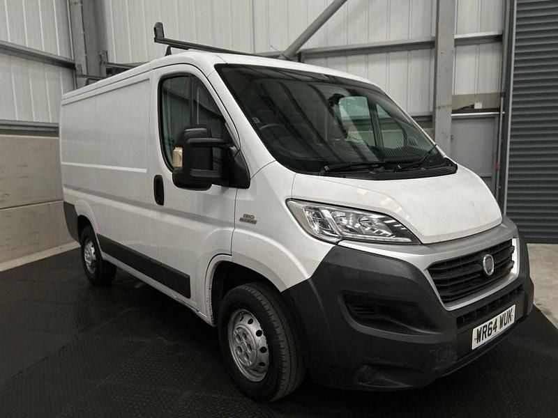 Usado Fiat Ducato 130 HP (95 kW) 2014 Branco Van