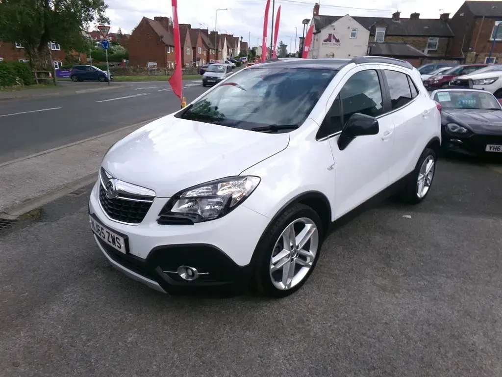 Usado Vauxhall Mokka Edition 140 HP (102 kW) 2015 Branco SUV