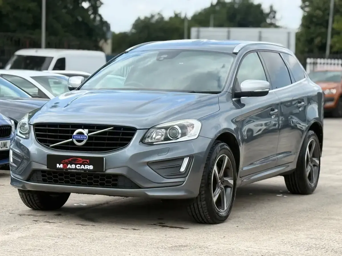 Used Volvo XC60 R-Design 190 HP (139 kW) 2016 Grey SUV