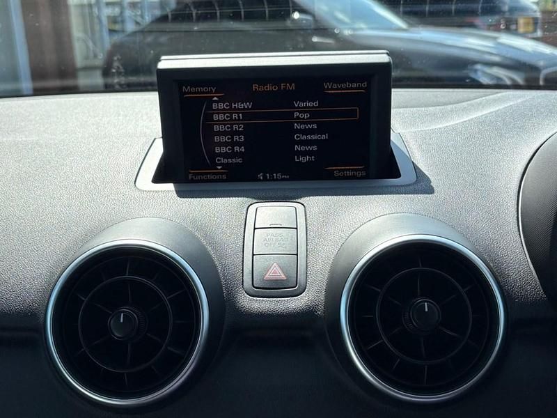 Usado Audi A1 Black Edition 2011 Branco Citadino