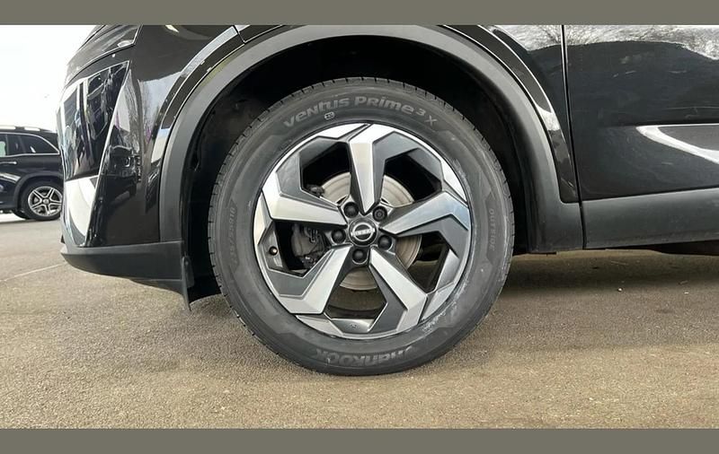 Used Nissan Qashqai N-Connecta 155 HP (114 kW) 2024 Black SUV