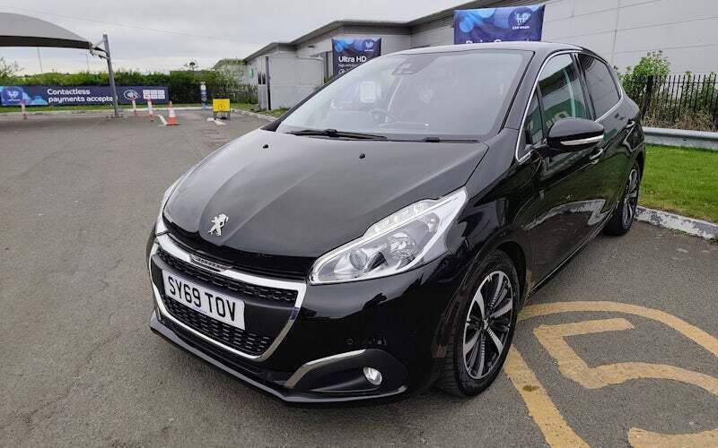 Black Used 2018 Peugeot 208 S Hatchback | £6,495 (Good price) - Image 1/4