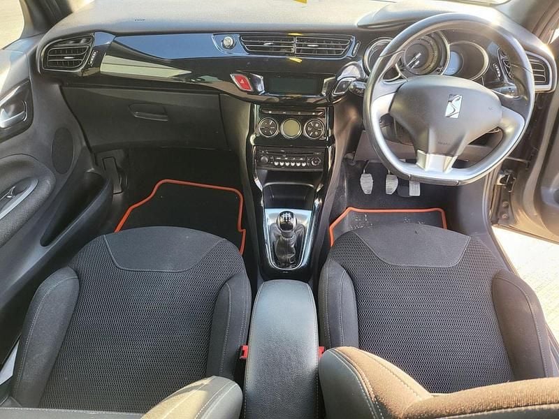 Used Citroën DS3 110 HP (80 kW) 2014 Grey Hatchback