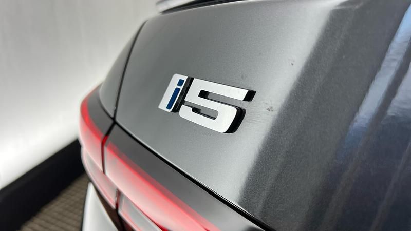 Used BMW i5 M Sport 246 kW (335 HP) 2025 Grey